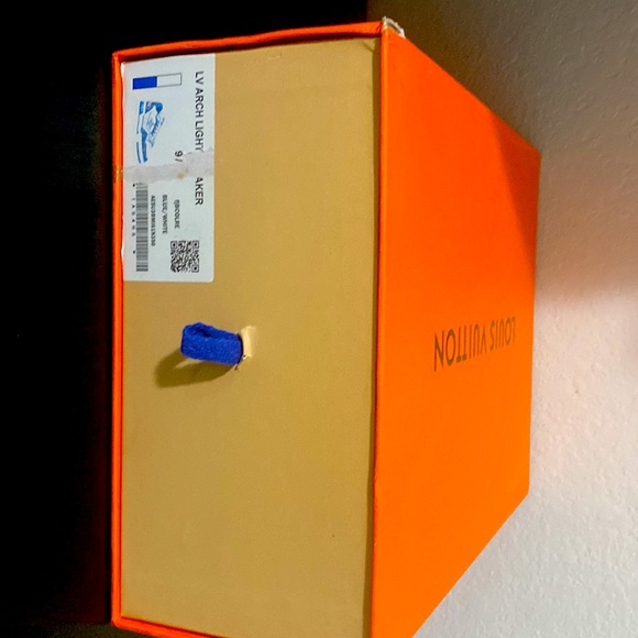 Louis Vuitton Blue/white - Picture 8 of 8